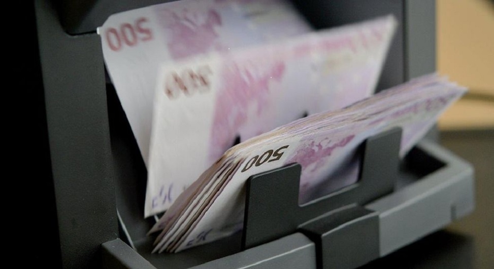 Depozitat ne euro po rriten me ritme dyshifrore